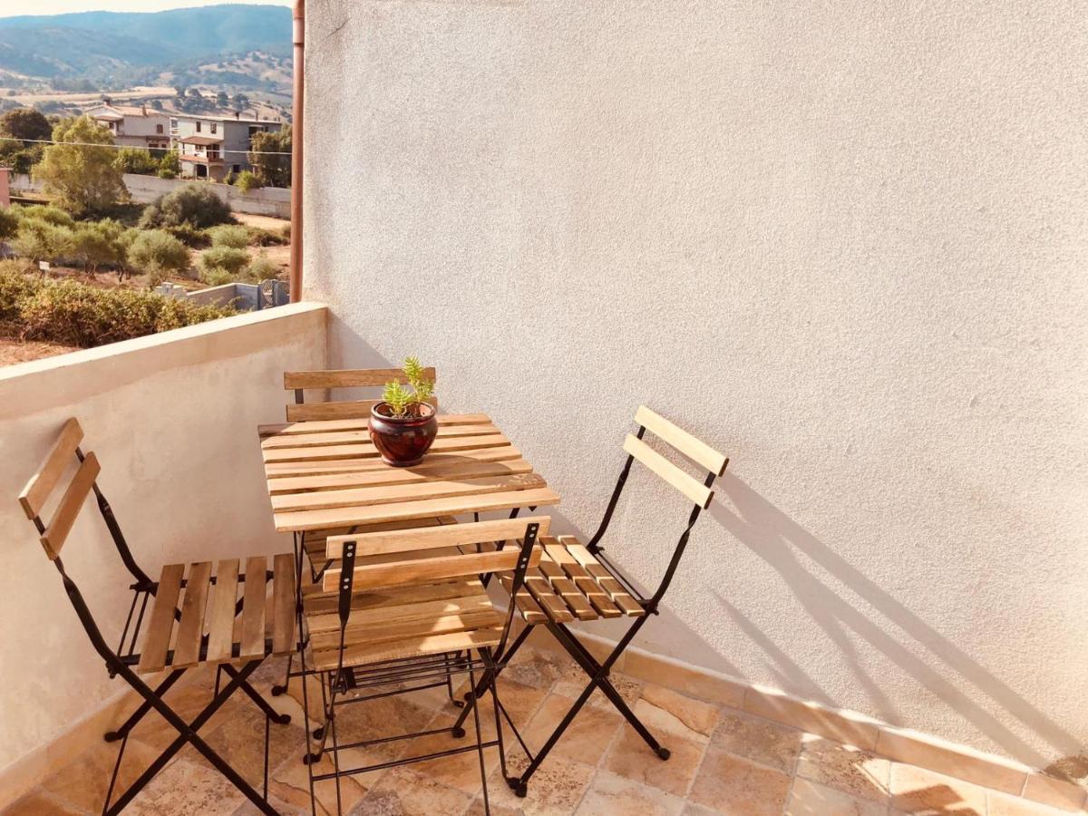 Siniscola Casa Vacanze Olmo Eksteriør billede