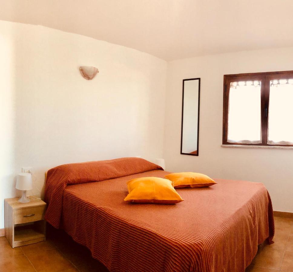 Siniscola Casa Vacanze Olmo Eksteriør billede
