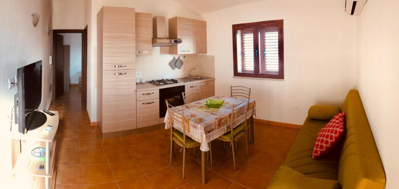 Siniscola Casa Vacanze Olmo Eksteriør billede